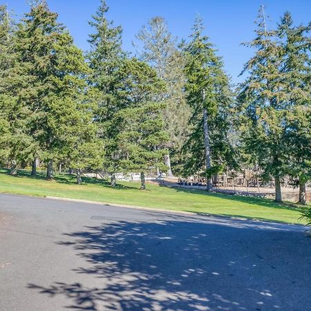 Regatta Park Lake House Lincoln City Exterior foto