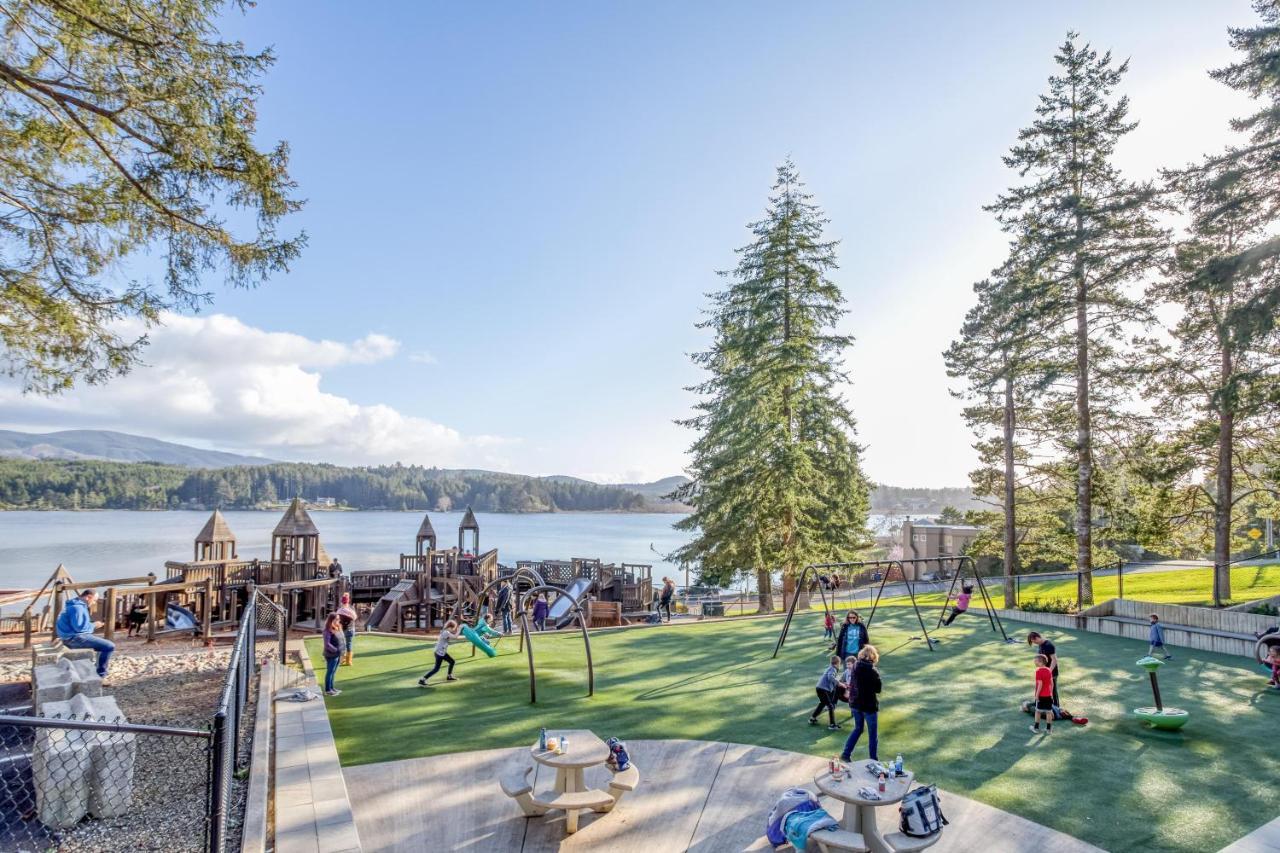 Regatta Park Lake House Lincoln City Exterior foto