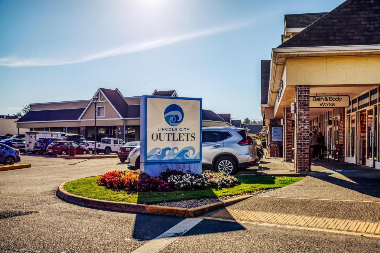 Regatta Park Lake House Lincoln City Exterior foto